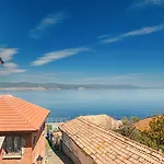 Royal Blue With Sea View In Old 3* Nessebar