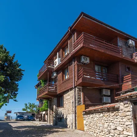Royal Blue With Sea View In Old 3*
