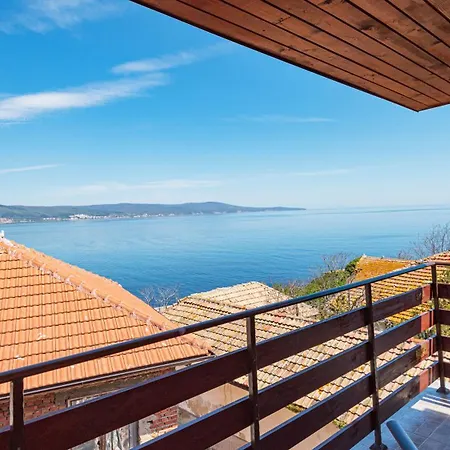 Royal Blue With Sea View In Old